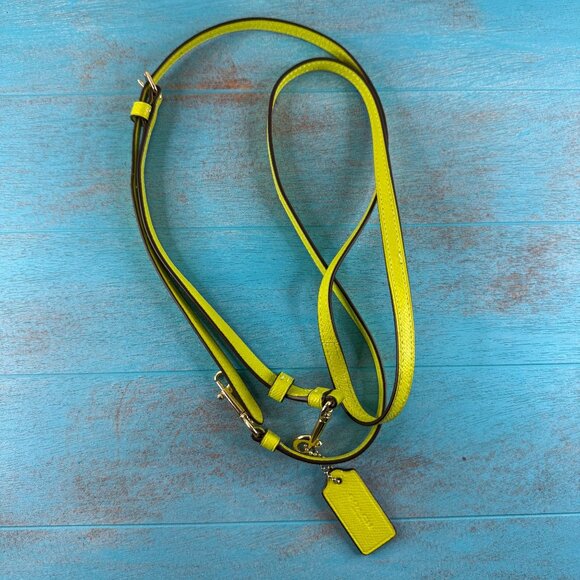 COACH Lime Green Leather Replacement Strap & KeyFob Hangtag - Picture 2 of 5